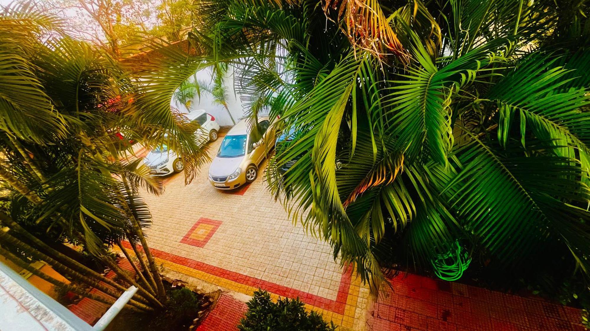 Hotel Jungle Palace Resort Umariā Εξωτερικό φωτογραφία